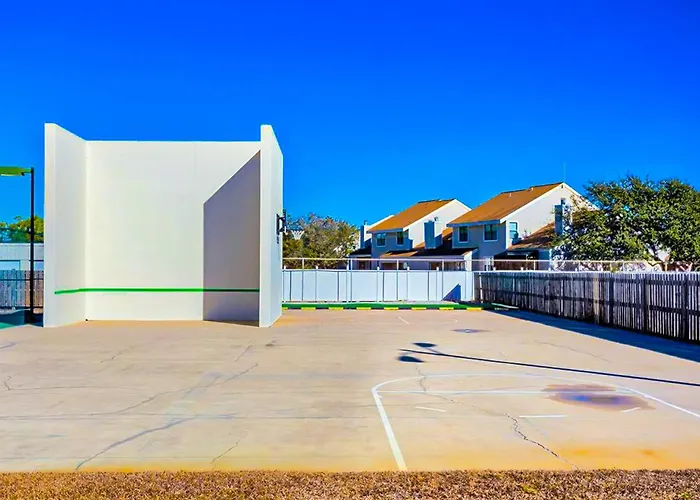 Summer House On Romar Beach